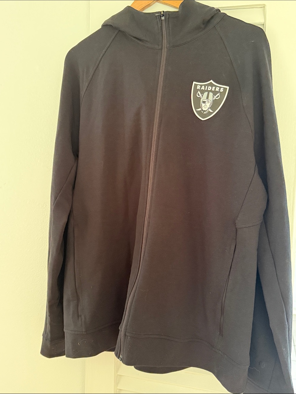 lululemon athletica Black Full-Zip Hooded Performance Jacket nfl raiders